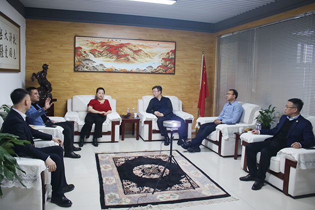 鸡东县政府领导视察完美在线(中国)唯一官方网站