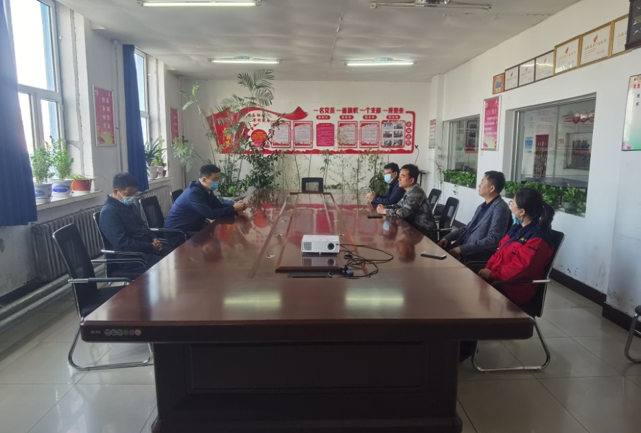 完美在线(中国)唯一官方网站副市长带领经开区领导莅临完美在线(中国)唯一官方网站制药